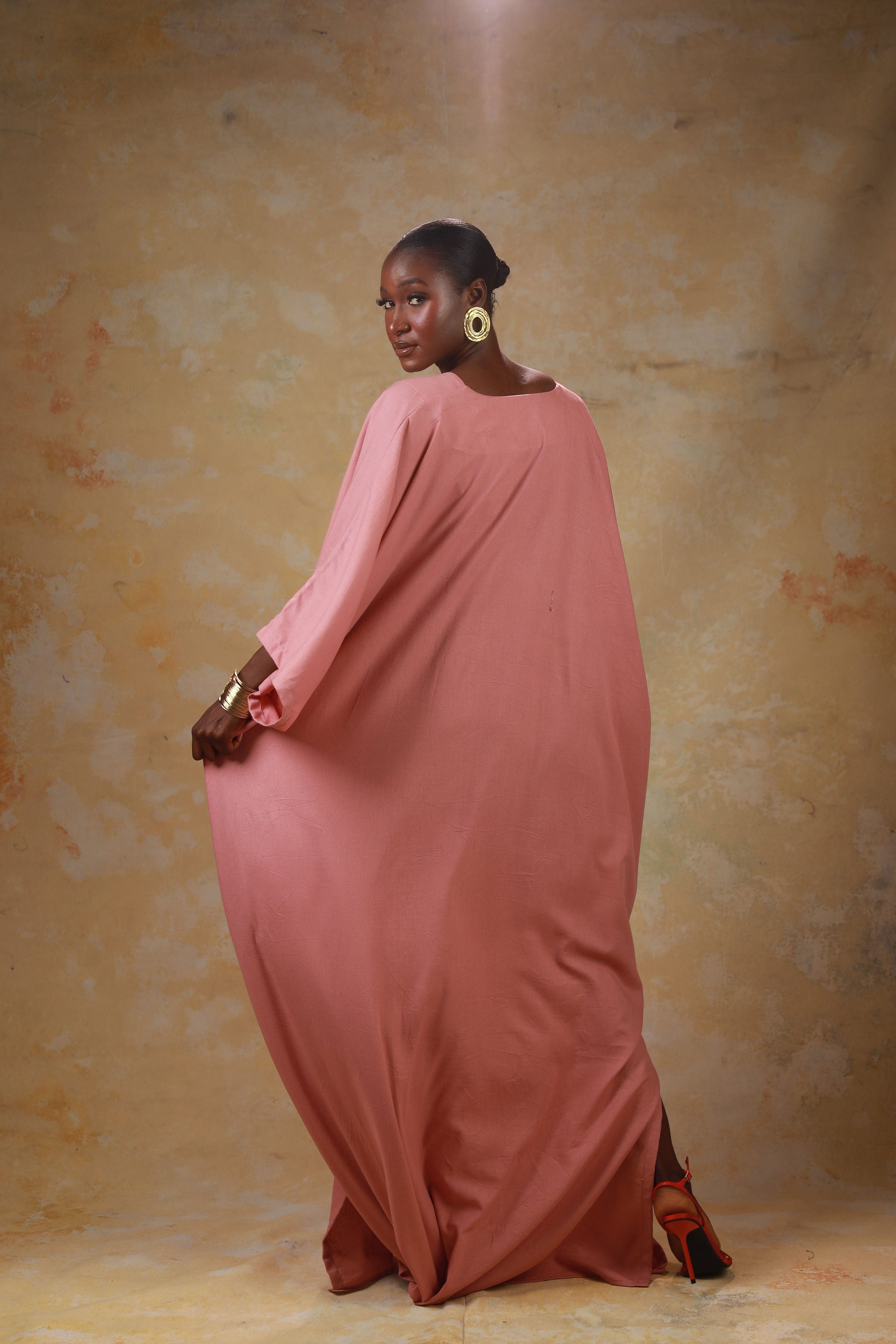 GOLDEN HOUR RELAXED LINEN KAFTAN